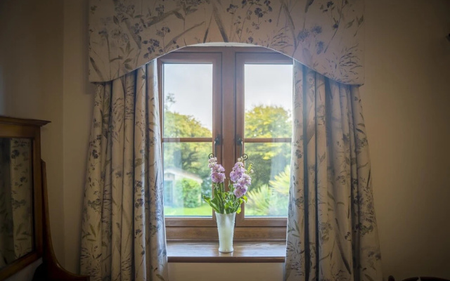 Copps Castle B&B