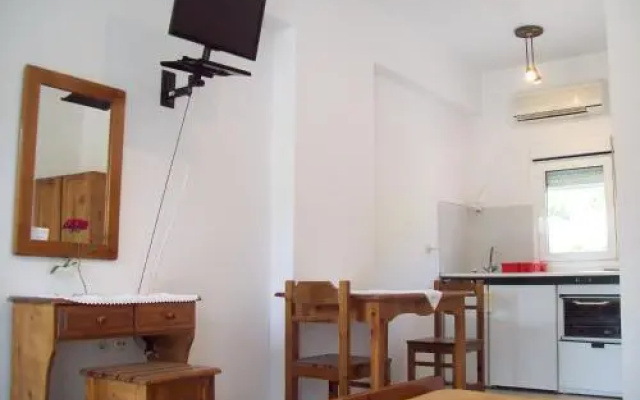 Leonidas Studios