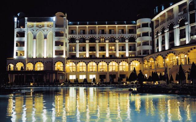 Отель Riu Helios Bay Аврен вид на фасад