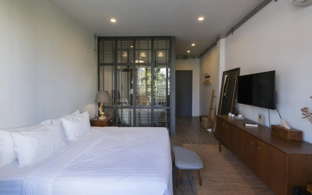 Iron32 Hotel