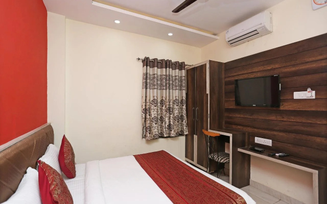 OYO 3996 HKJ Residency