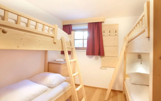 Chalet in Pinzgau Near Ski Slopes