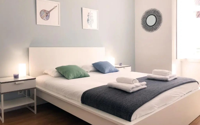 Lovelystay - Bright And Spacious Flat in Graça