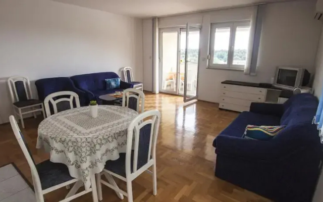 Apartment Mornar
