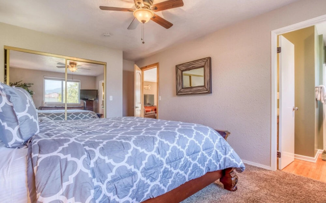 Charming Bungalow with Game Room and Scenic Views - Delightful Coastal Retreat
