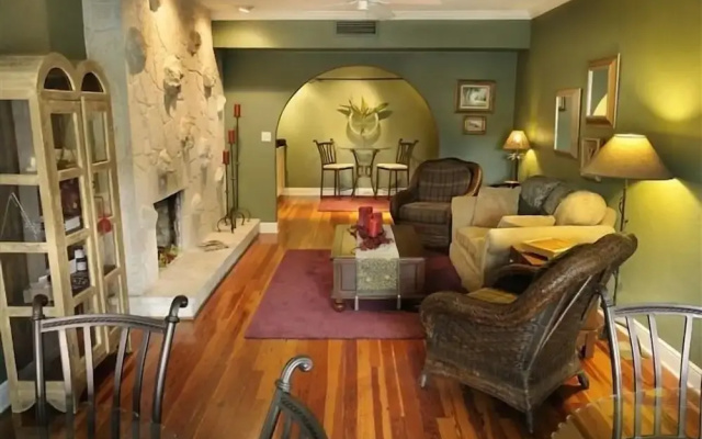 The Mango Inn Bed & Breakfast