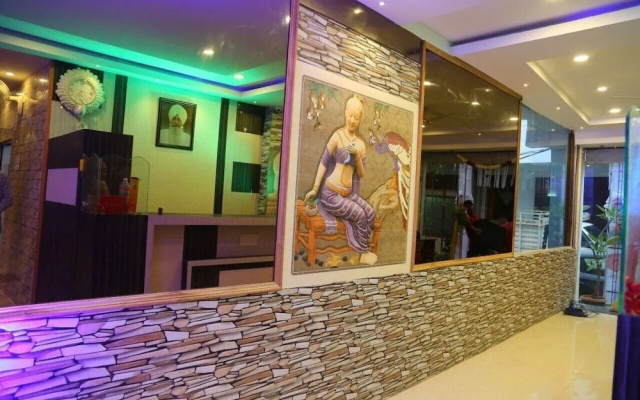 Hotel Sri Mayuri