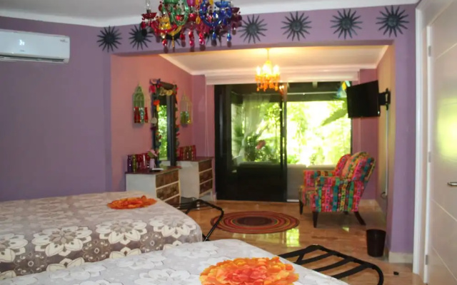 Lovely Luxury Home Near the Beach, 10 ppl