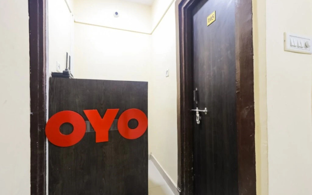 Oyo Flagship 45906 Hotel Ashutosh