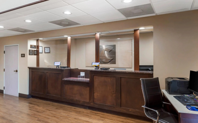 Comfort Suites Raleigh Walnut Creek