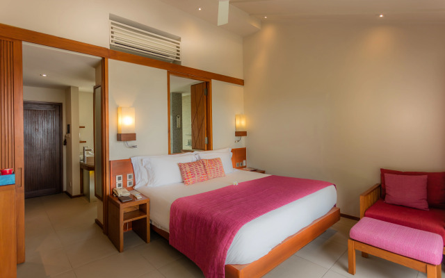 Centara Ras Fushi Resort & Spa Maldives