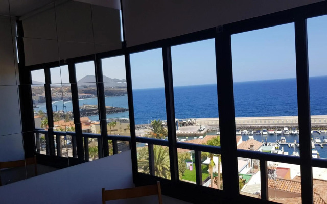 Acogedor estudio en Candelaria en primera línea de mar