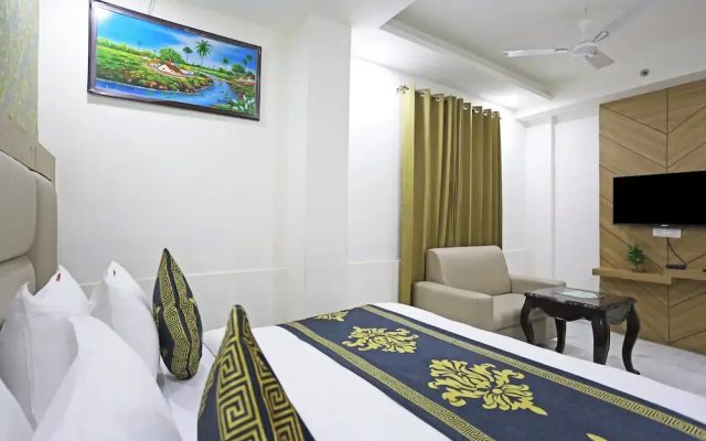 Hotel Decent Suites