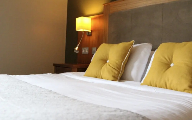Fiddle + Bow Hotel