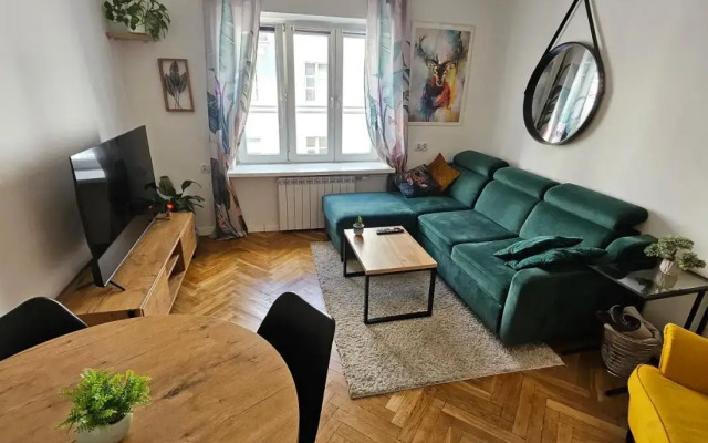 Smulikowskiego 2