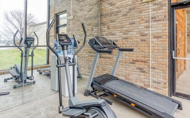 OYO Townhouse Owensboro West