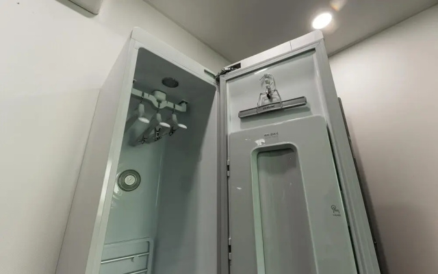 Changwon Jungangdong Business Hotel Hue