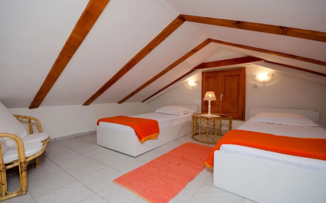 House VILLA BARETIC
