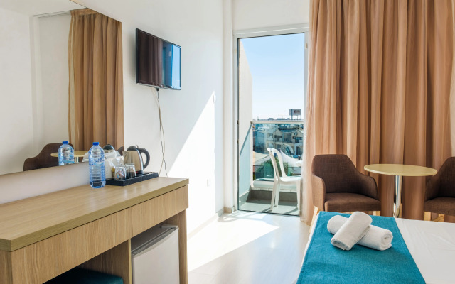 Kapetanios Bay Hotel Protaras