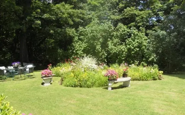 Ruah Bed & Breakfast