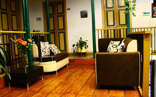 Hotel Geranios