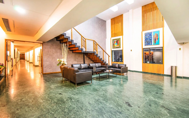 FabHotel Flora