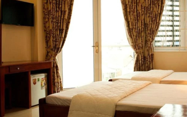 Quang Hoa Hotel