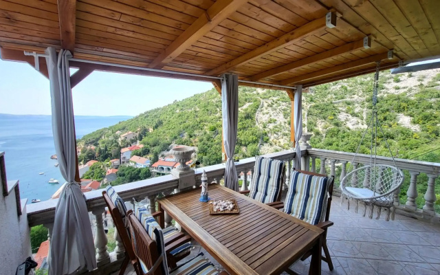 Apartment Biondić