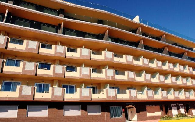 Отель Apartamentos Vega Sol Playa Фуэнхирола вид на фасад
