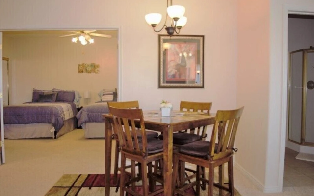 Bobitsky and Gomez - 2 Br Condo
