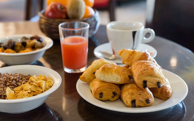 B&B HOTEL Reims Tinqueux