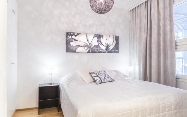 Отель Go Happy Home Apartment Mikonkatu 11 35 Финляндия, Хельсинки - отзывы, цены и фото номеров - забронировать отель Go Happy Home Apartment Mikonkatu 11 35 онлайн комната для гостей