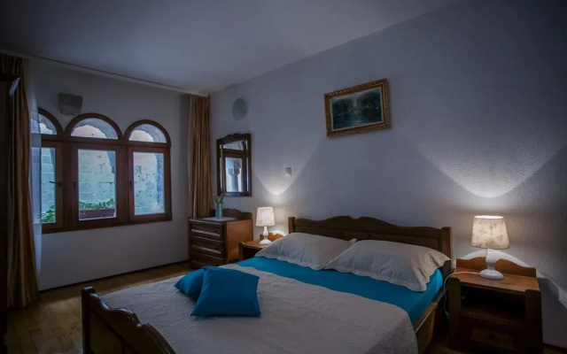 Guest House Trifora
