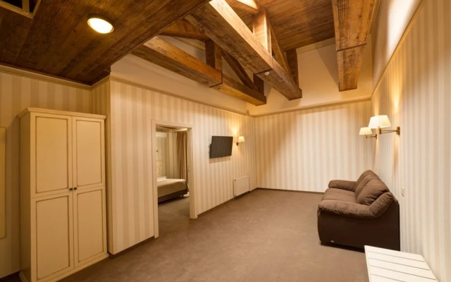 Premier Geneva Hotel