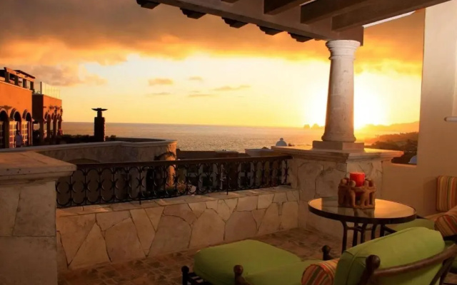 Paradise Family Suite Cabo San Lucas