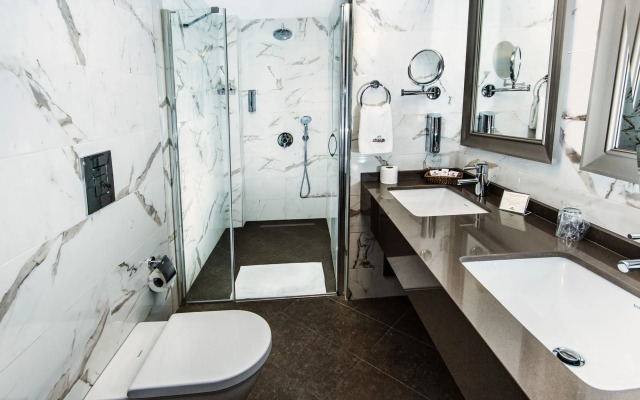 Cihangir Hotel Bosphorus