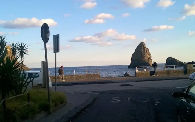 Acitrezza Casa Vacanza La Cornera