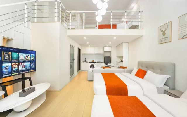 The HEJINN House - Design Lofts & Suites