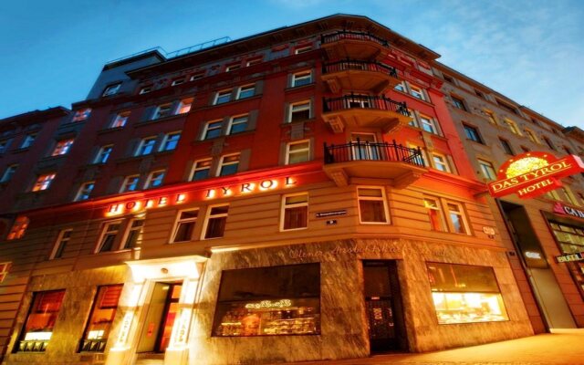 Отель Das Tyrol Австрия, Вена - 1 отзыв об отеле, цены и фото номеров - забронировать отель Das Tyrol онлайн вид на фасад