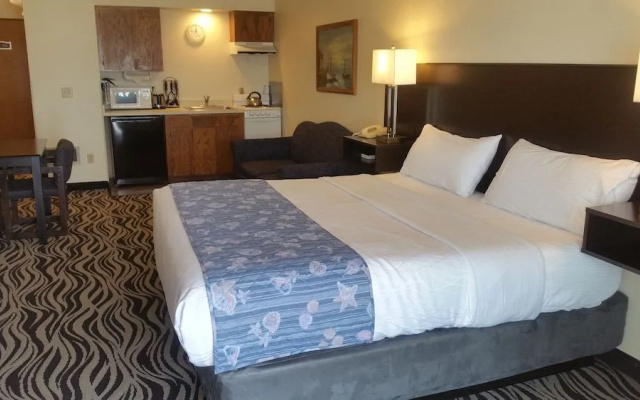 Tradewinds Motel