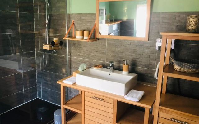 Habitation Baliache - Maison créole avec jardin privatif, plage à 200m