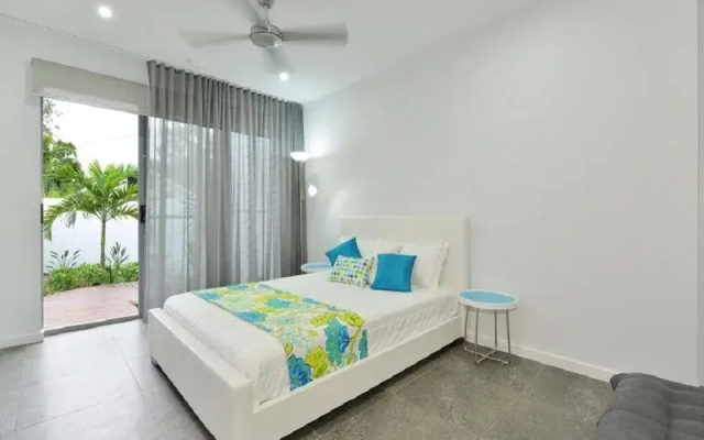 #2 Andrews – Port Douglas