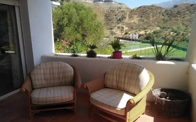 Tranquil 3 Bed Apt In La Quinta Close To Golf