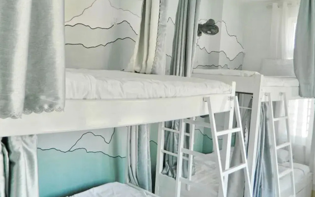 Homestay Trop Home - Hostel