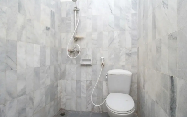 Airy Eco Stasiun Cirebon Siliwangi 87