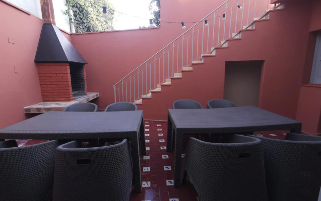 CASA EN LA CIUDAD DEL BUEN VINO - EXCELENTE UBlCACION