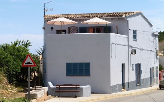 Отель B&B Ses Terrasses Капдепера вид на фасад