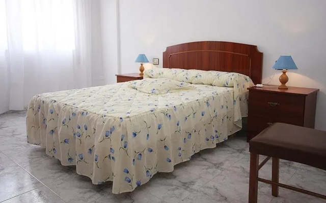 104524 -  Apartment in O Pindo
