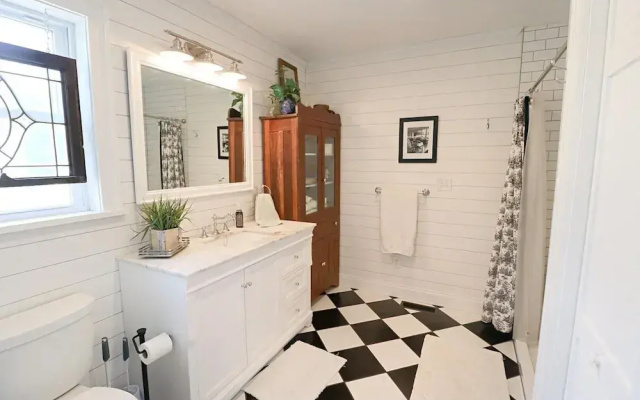 3723 Pleasant Ave. 3 Bedroom Home by RedAwning