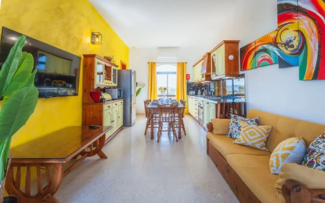 Tal Jordan Complex - The Sunflower Bungalow 2